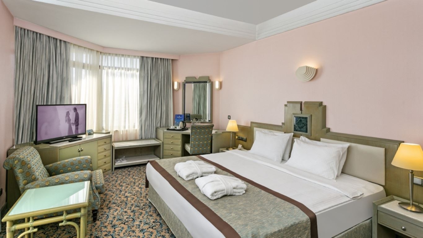 rooms-standard-room-land-view