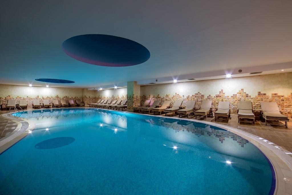 pools-indoor-pool