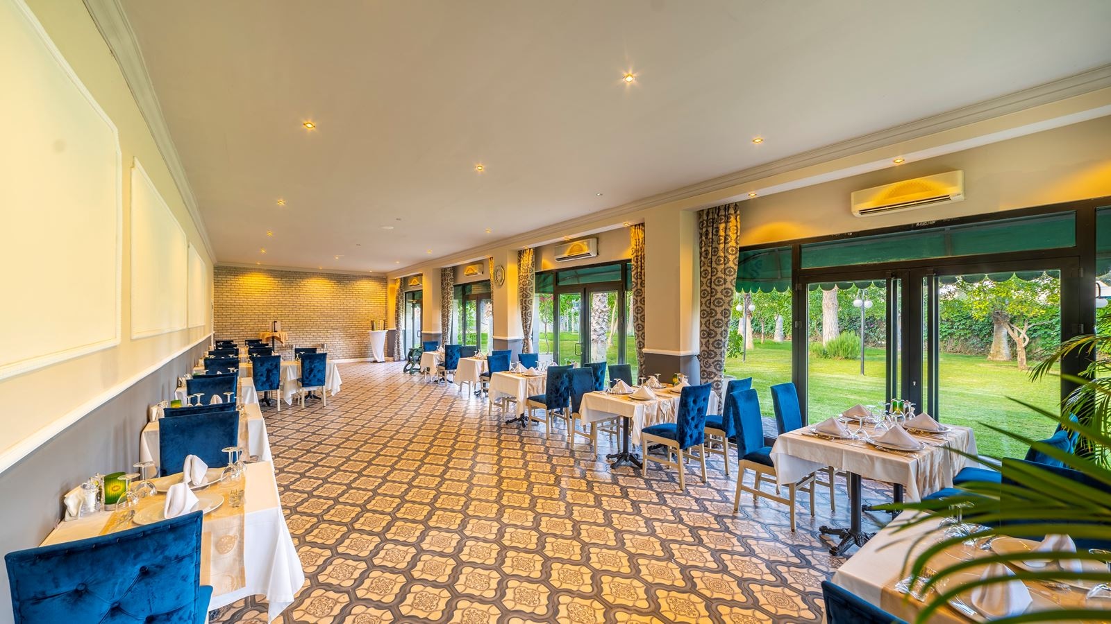 restaurants-italian-restaurant