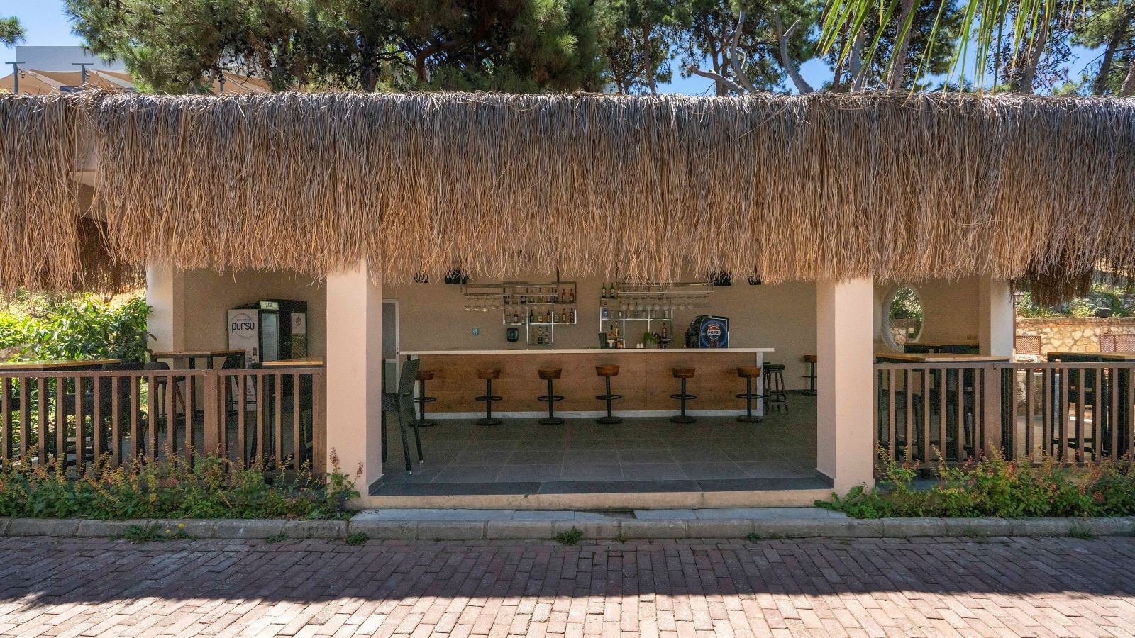 restaurants-tea-garden