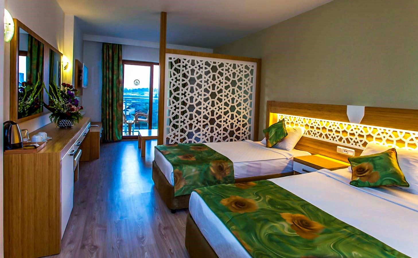 rooms-family-room-a