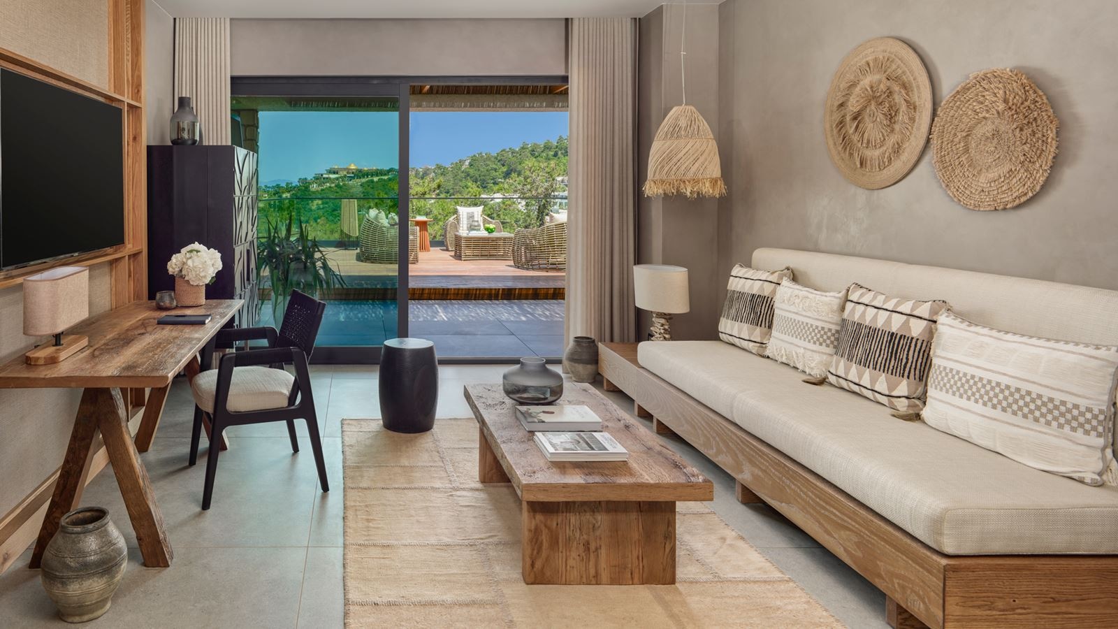 rooms-suite-grand-executive-with-terrace