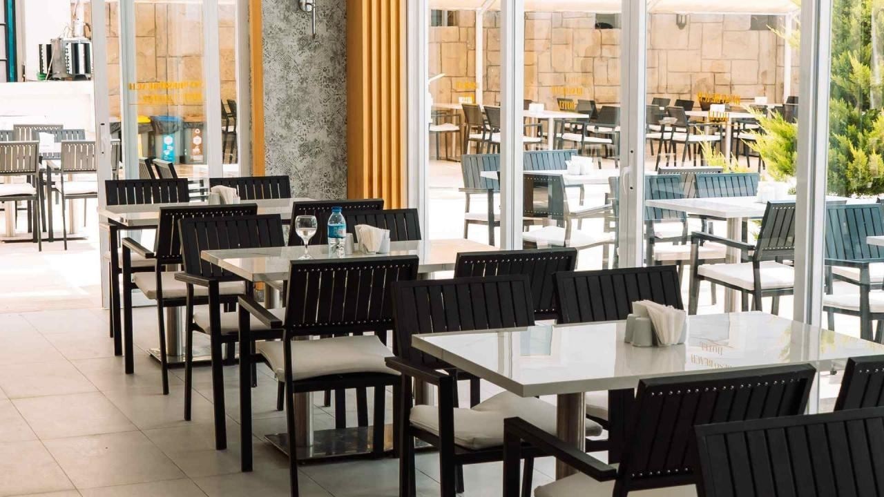 restaurants-restaurants