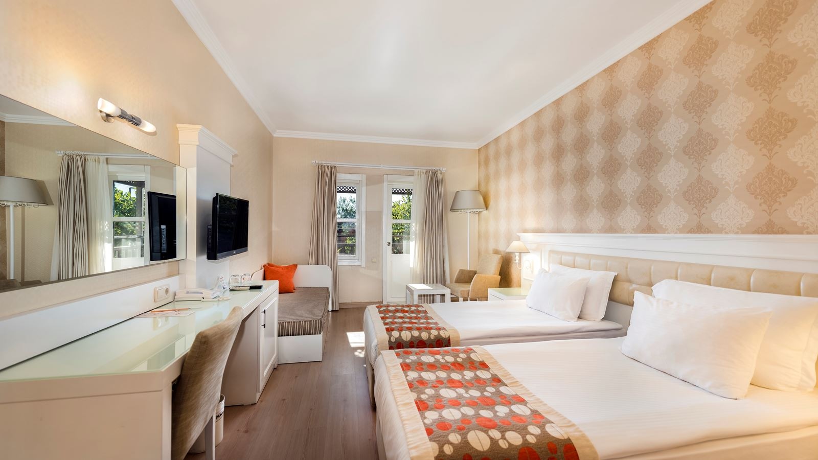 rooms-standard-room