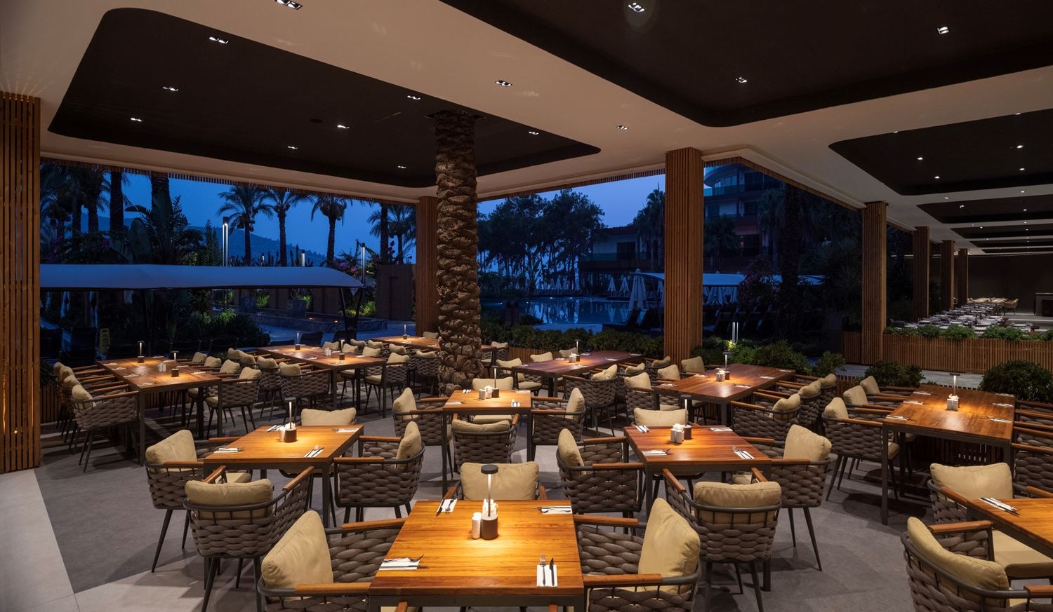 restaurants-main-restaurant-maki