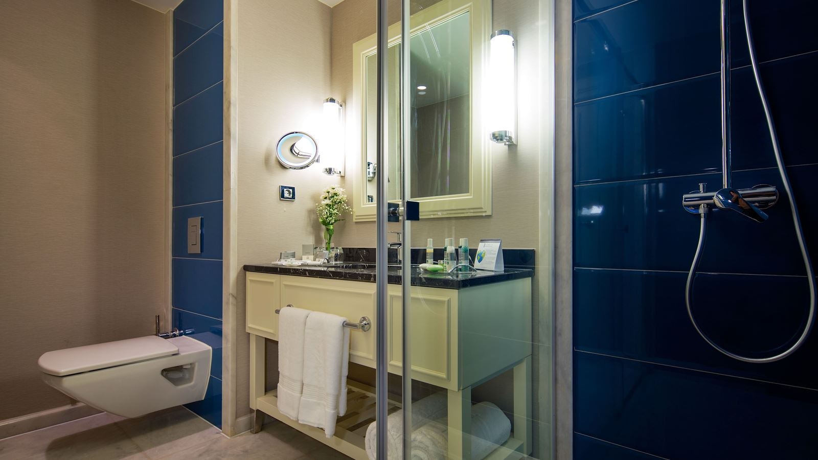 rooms-standard-room