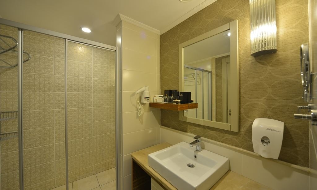 rooms-standard-room-land-view