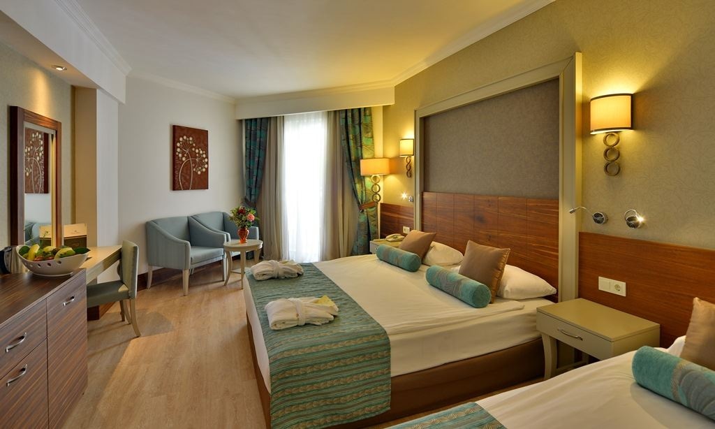 rooms-standard-room-land-view