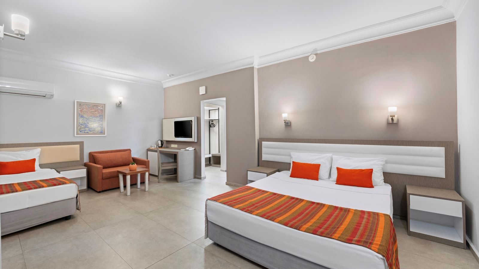 rooms-superior-room