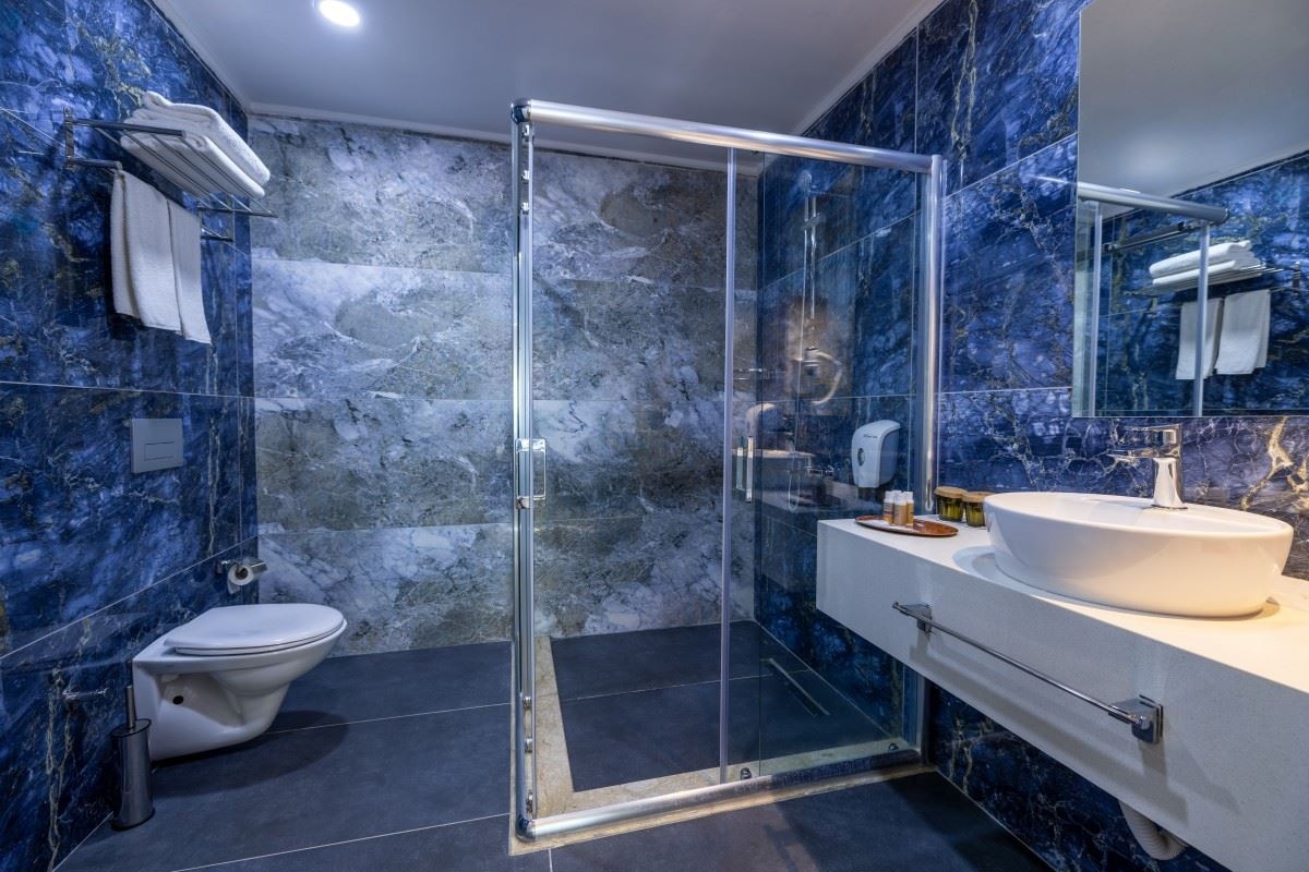 rooms-flora-suite