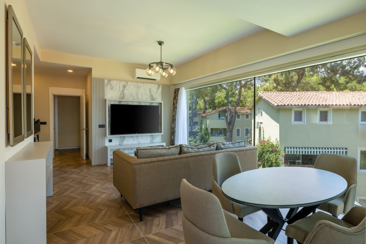 rooms-flora-suite