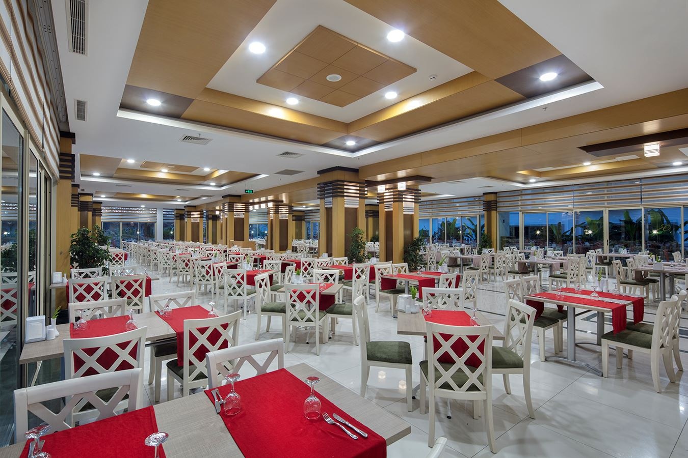 restaurants-main-restaurant