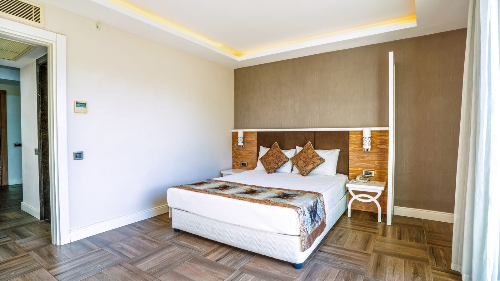 rooms-standard-room