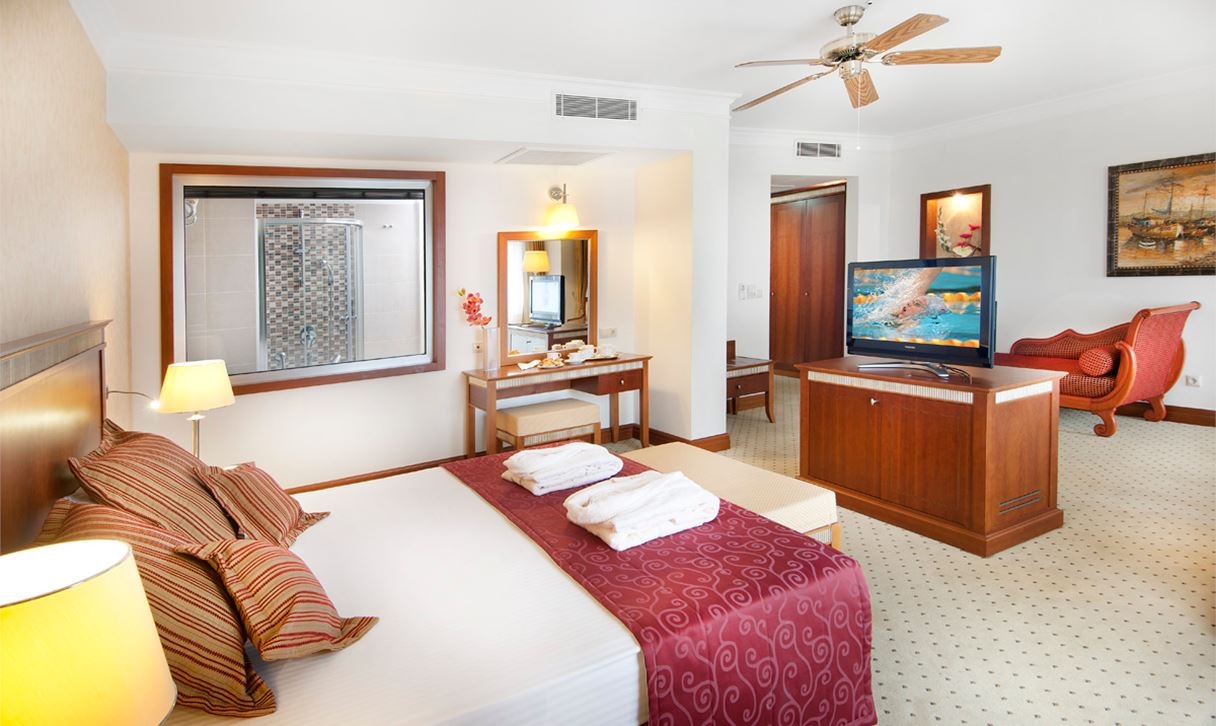 rooms-deluxe-room-sea-view