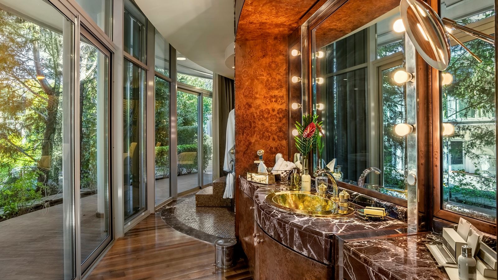 rooms-vip-villa-leo