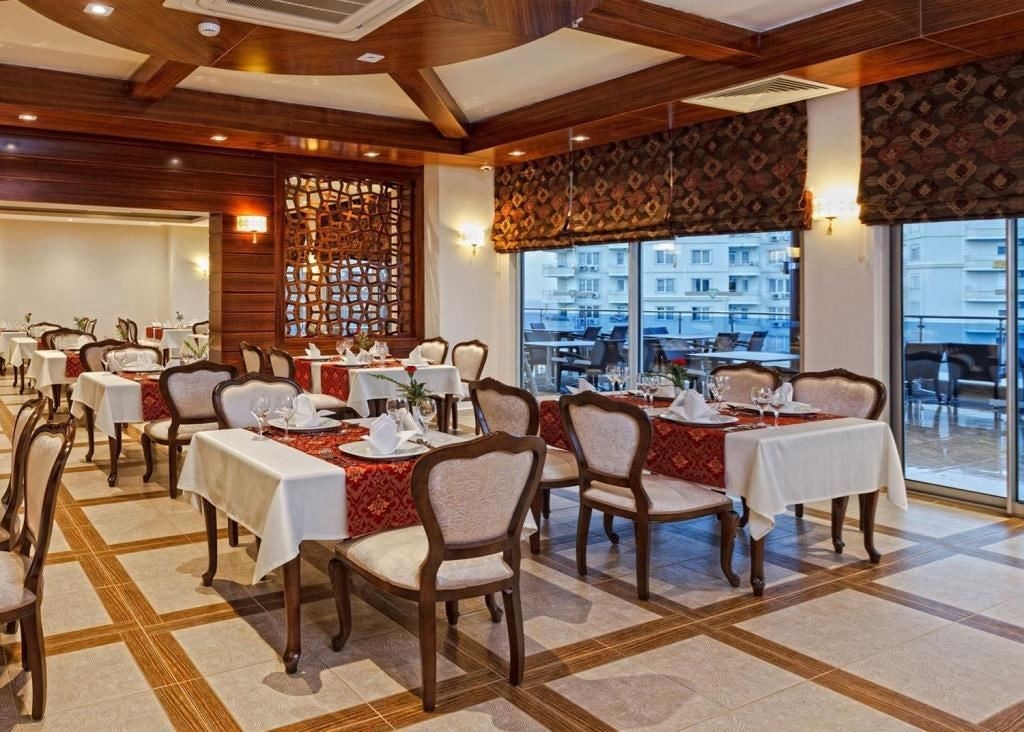 restaurants-main-restaurant