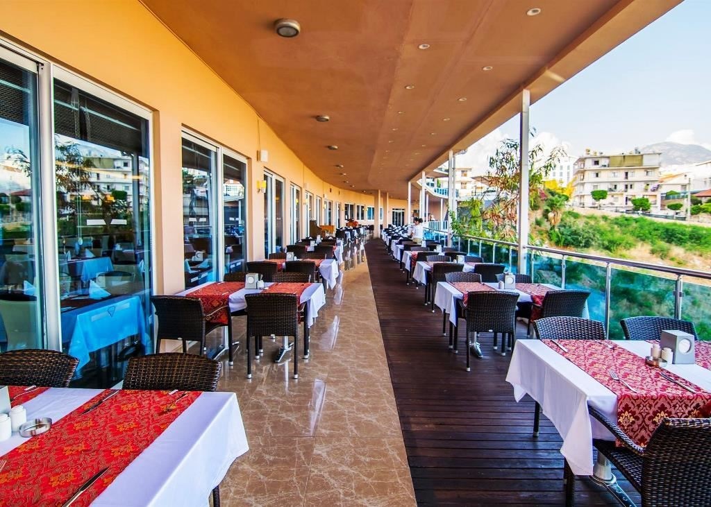 restaurants-main-restaurant