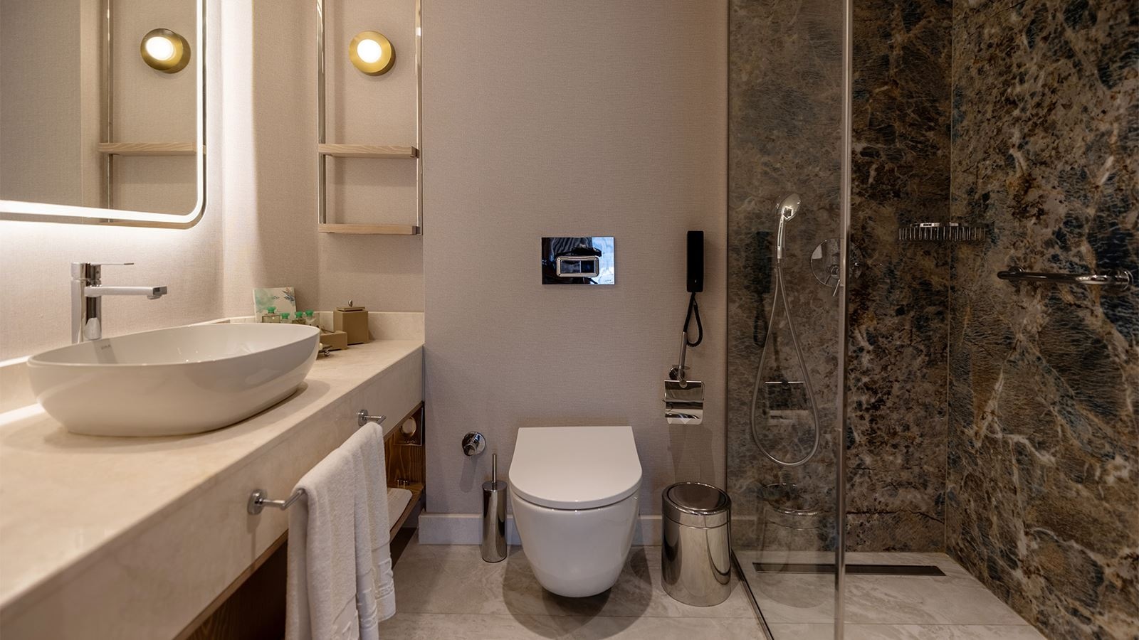 rooms-suite-room