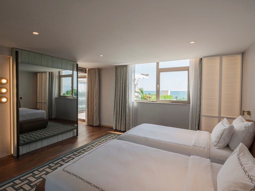 rooms-king-suite