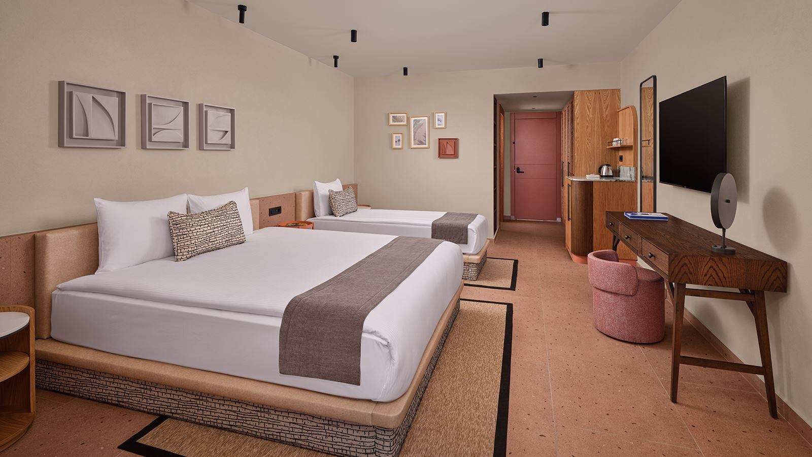 rooms-superior-standard-room-land-view