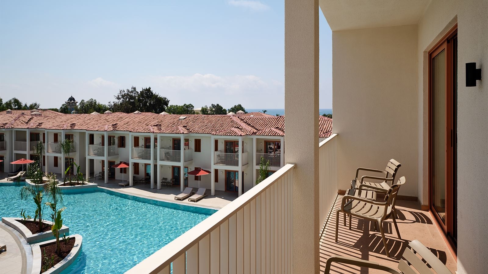 rooms-lagoon-suite-upper-floor