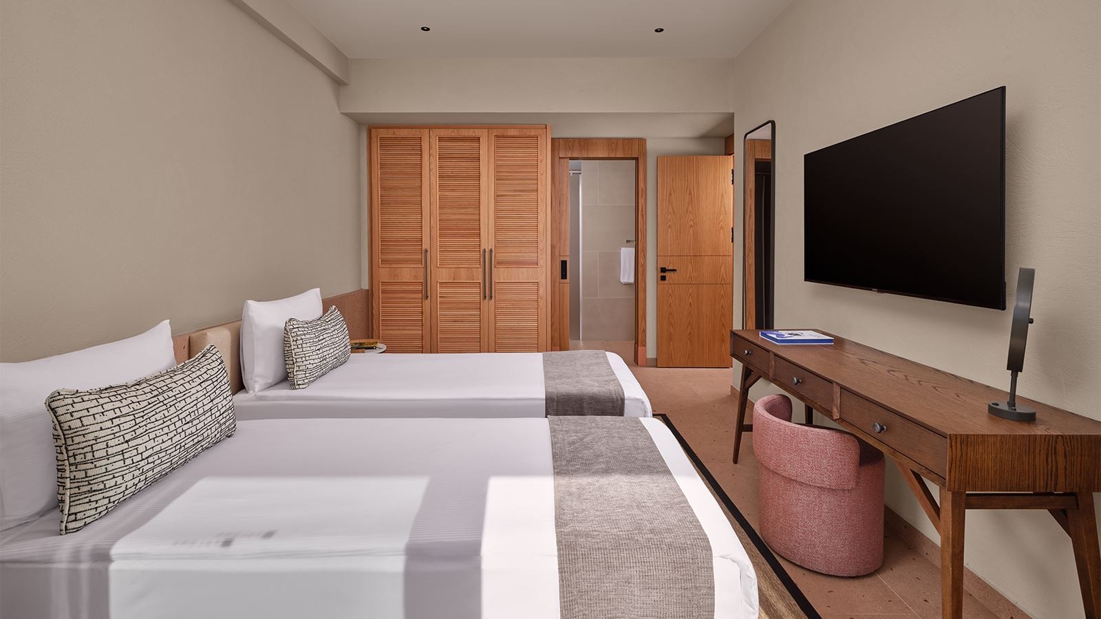 rooms-lagoon-premium-suite-direct-pool-access