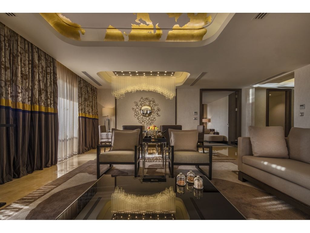 rooms-queen-suite