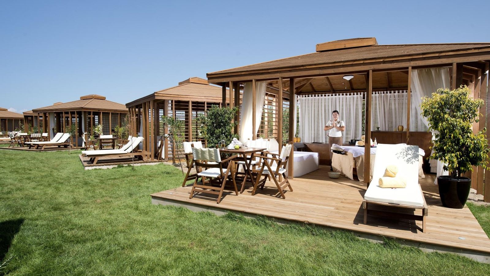 Готель Xanadu Resort - Пляжні павільйони