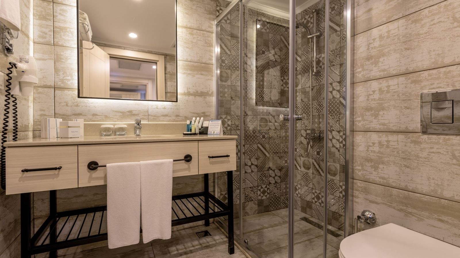 rooms-premium-room