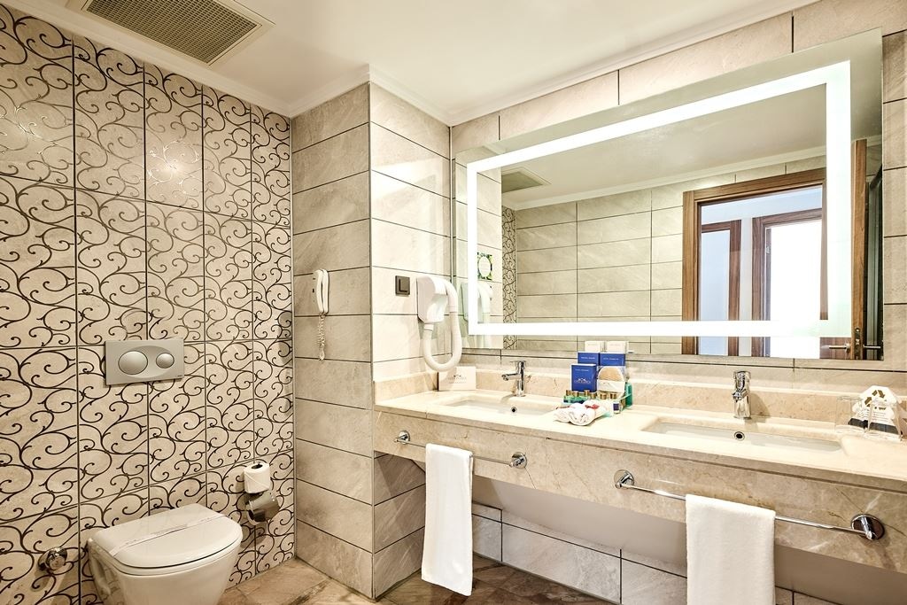 rooms-family-comfort-room