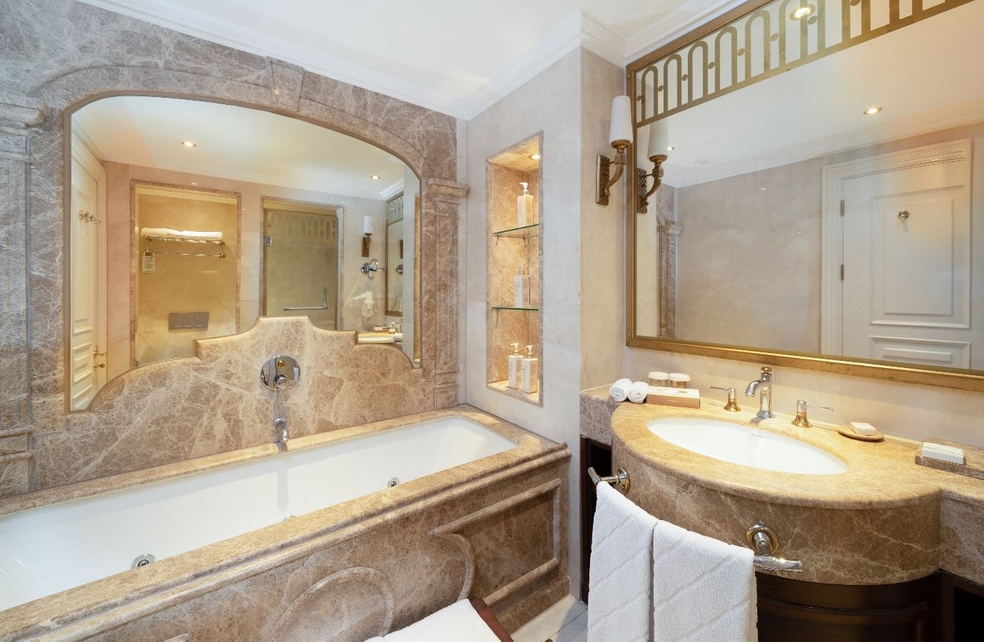rooms-junior-suite