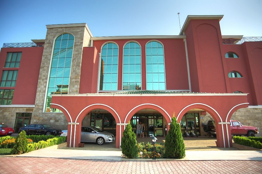 general-main-building