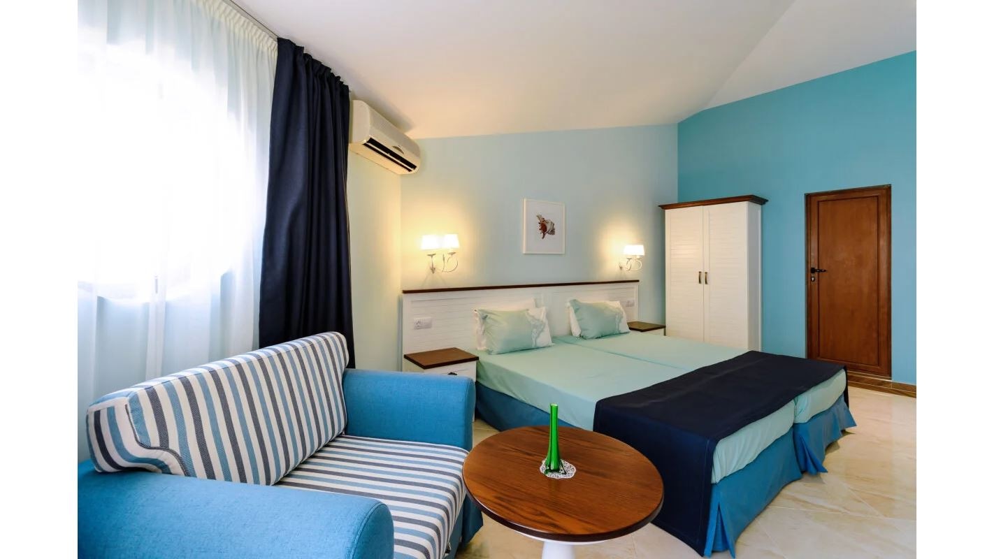 rooms-standard-room-balcony-or-terrace