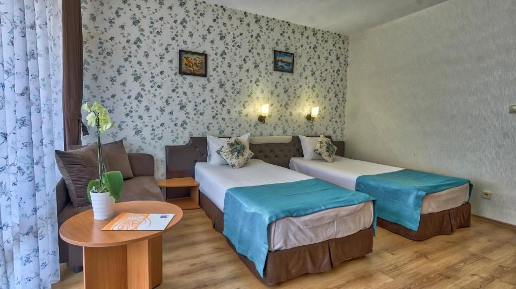 rooms-singleuse-standard-room-balcony-or-terrace