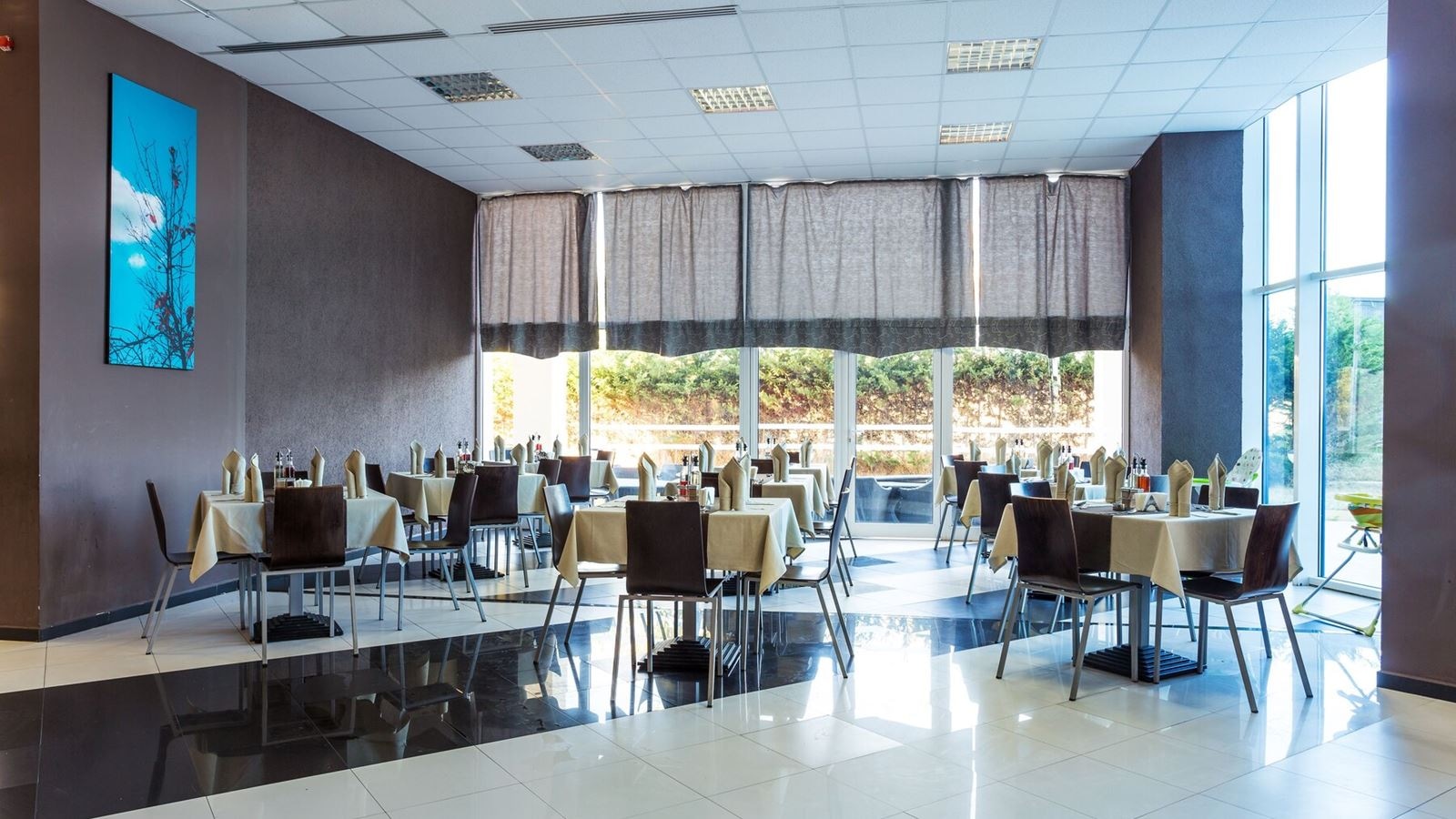 restaurants-restaurants