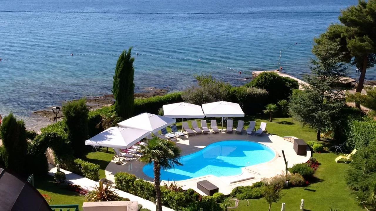 pools-pools