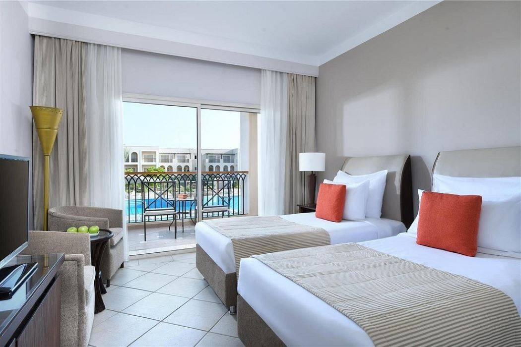 rooms-superior-room