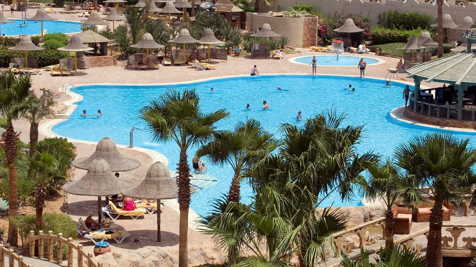 pools-outdoor-pool