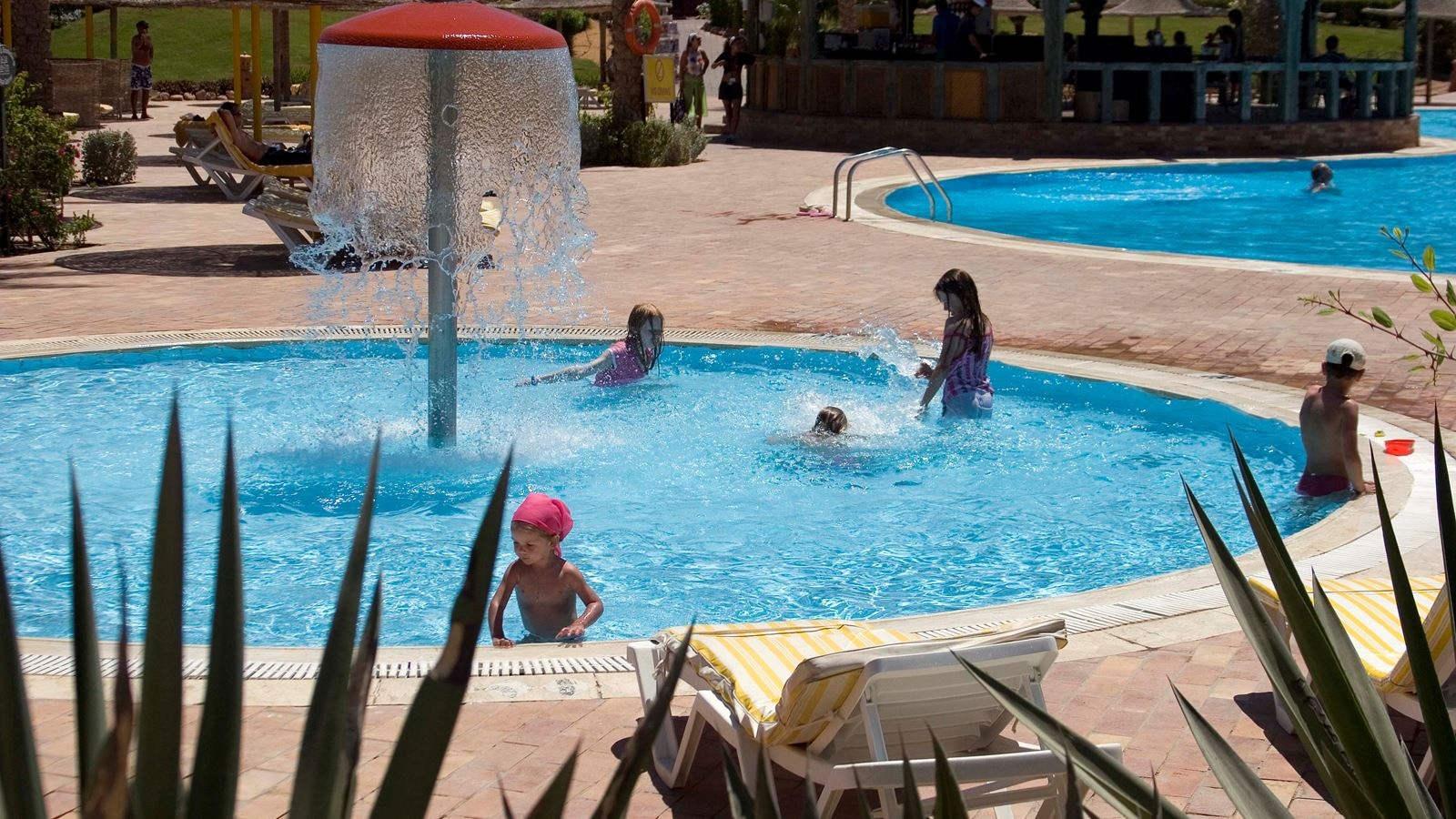 pools-outdoor-pool