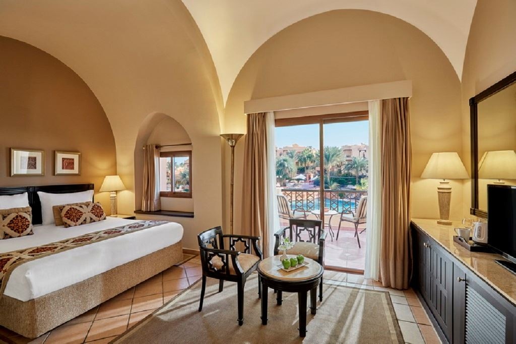 rooms-superior-room