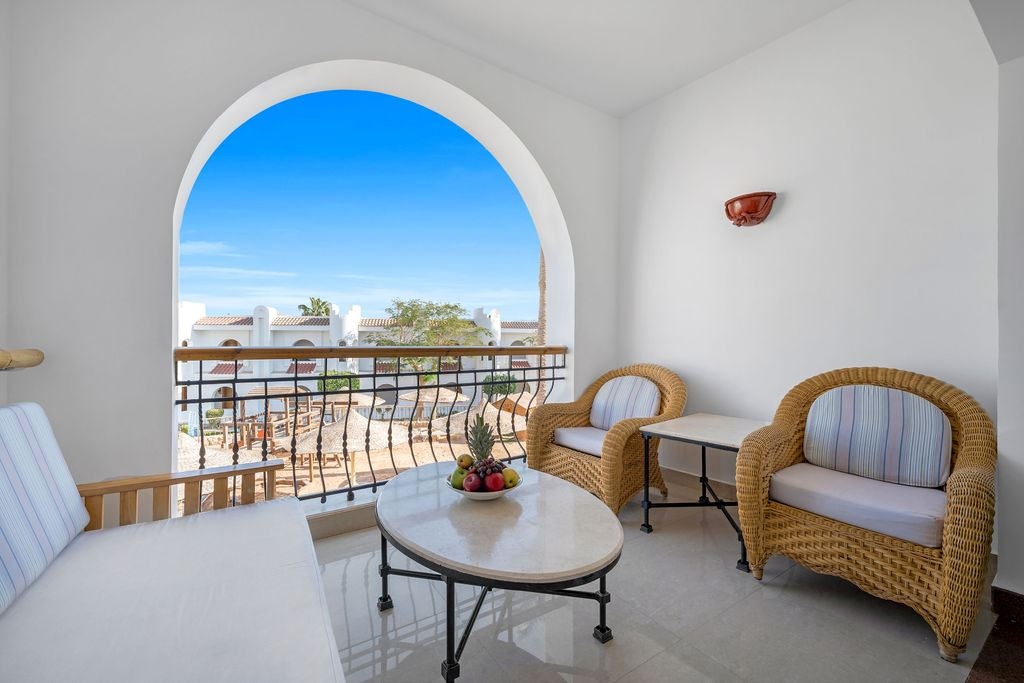 rooms-family-room