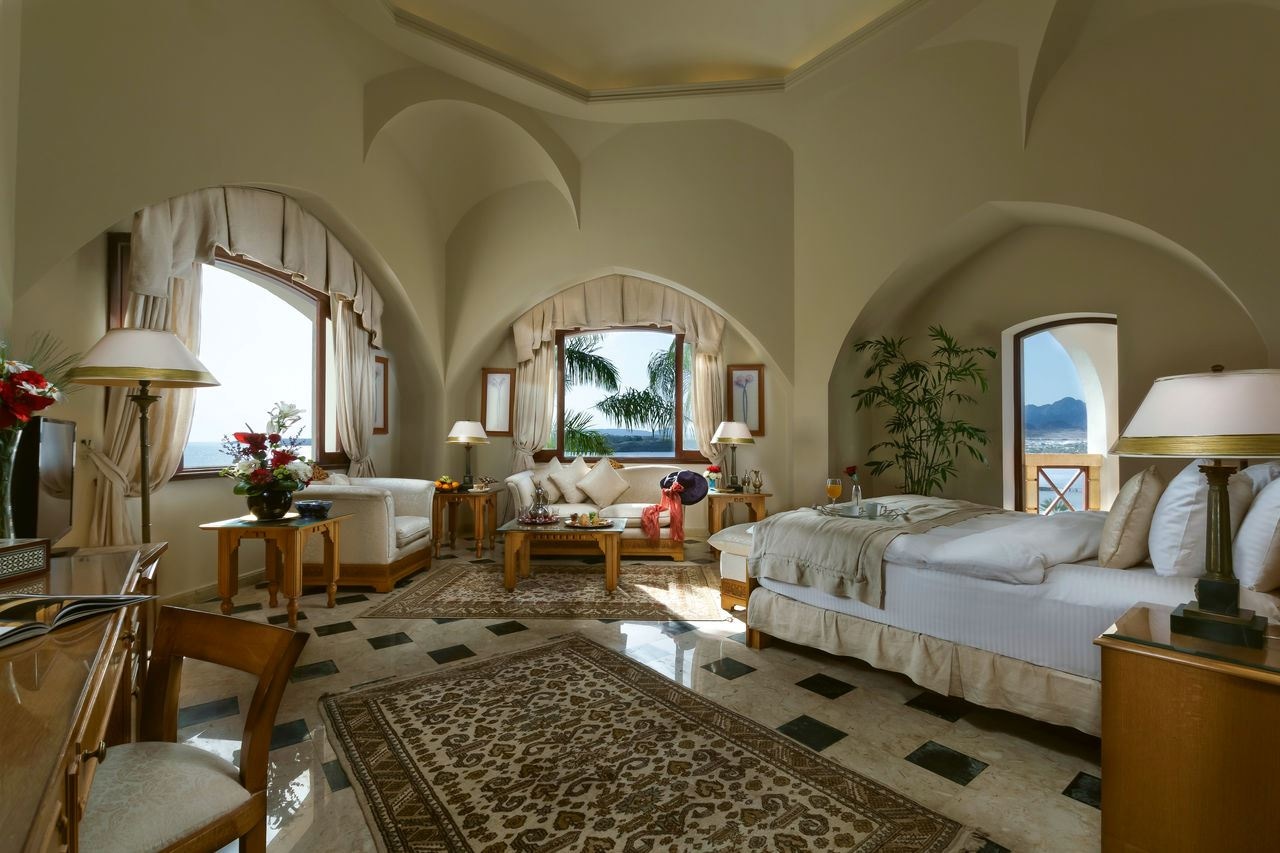 rooms-duplex-villa-with-side-sea-and-garden-view