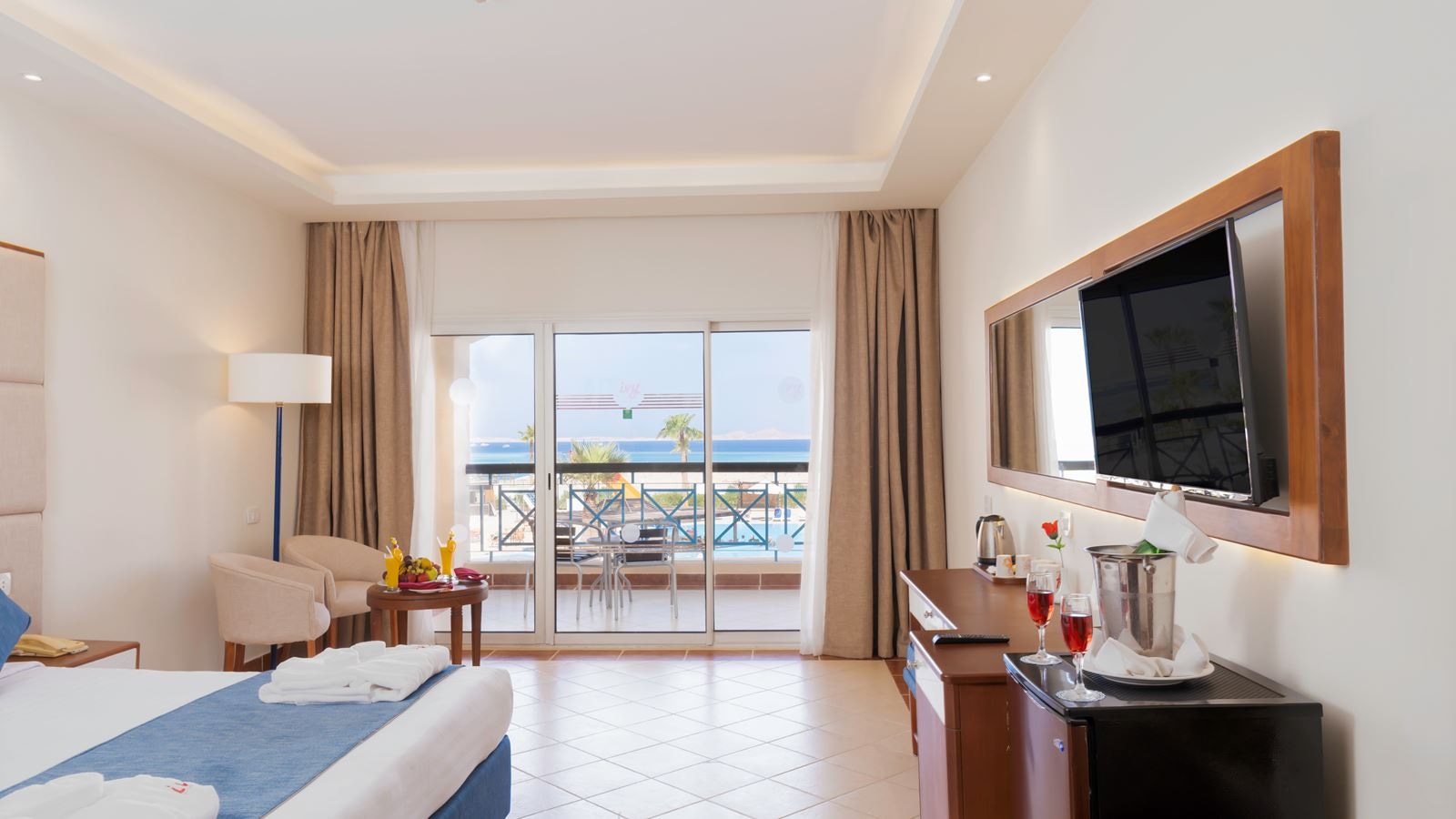 rooms-standard-sea-view-room