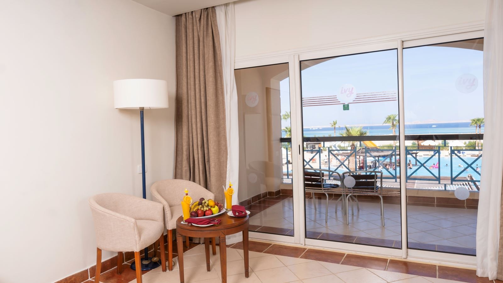 rooms-standard-sea-view-room