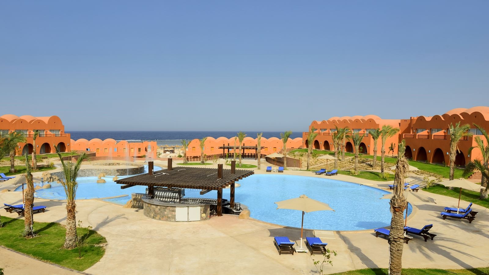 bars-island-pool-bar
