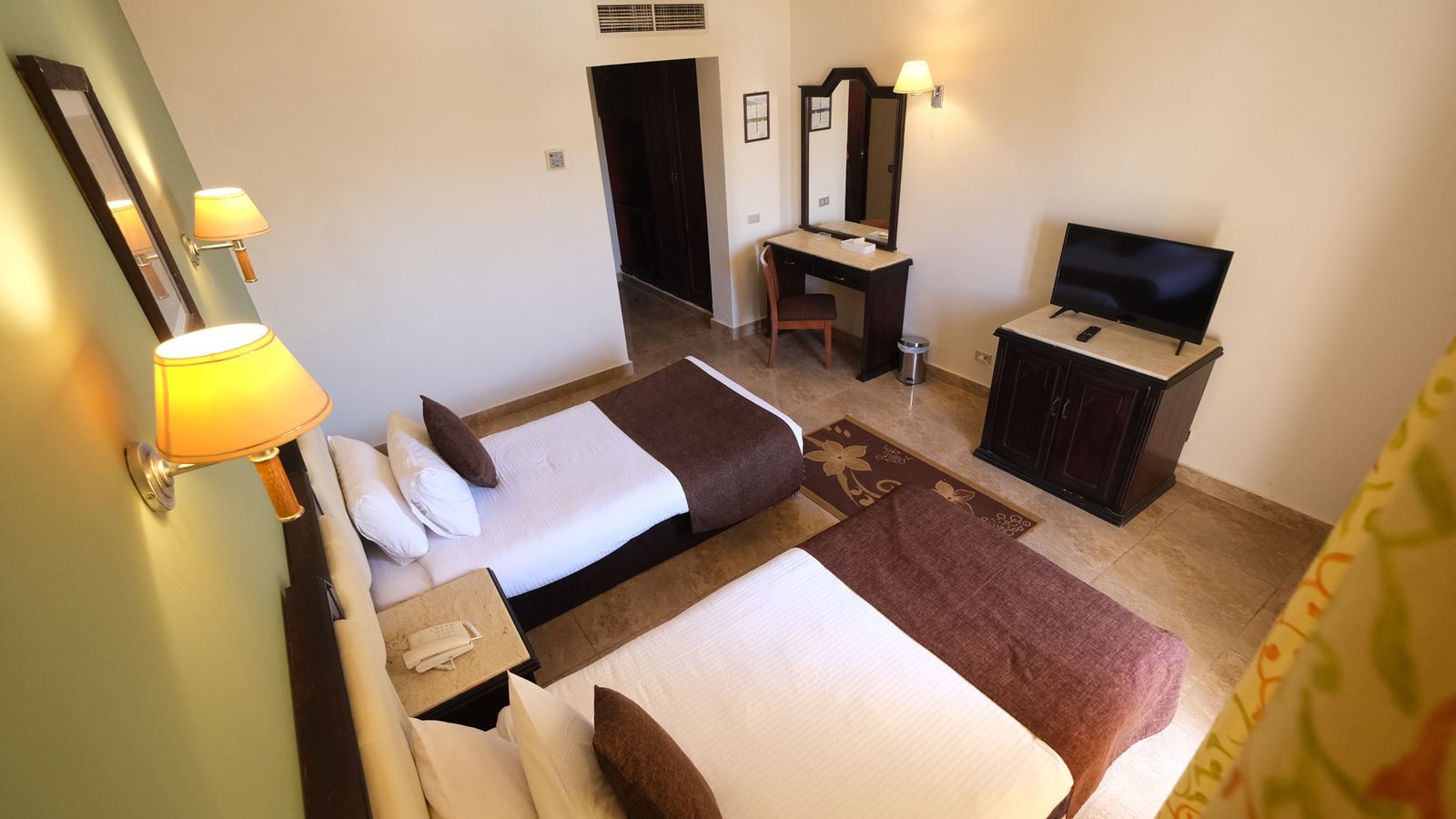 rooms-standard-room