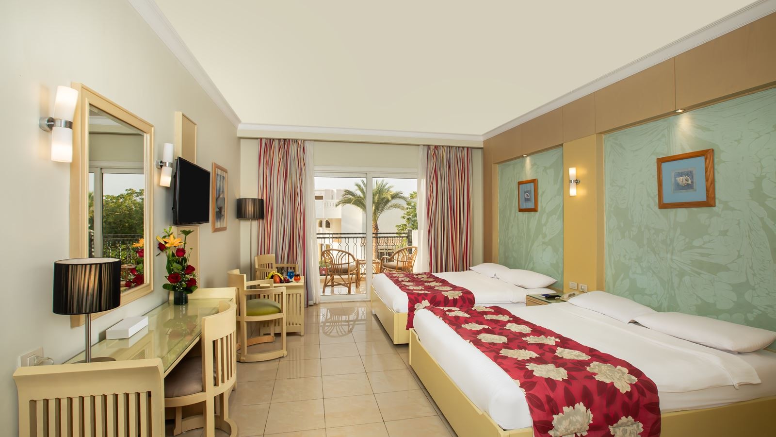 rooms-superior-room