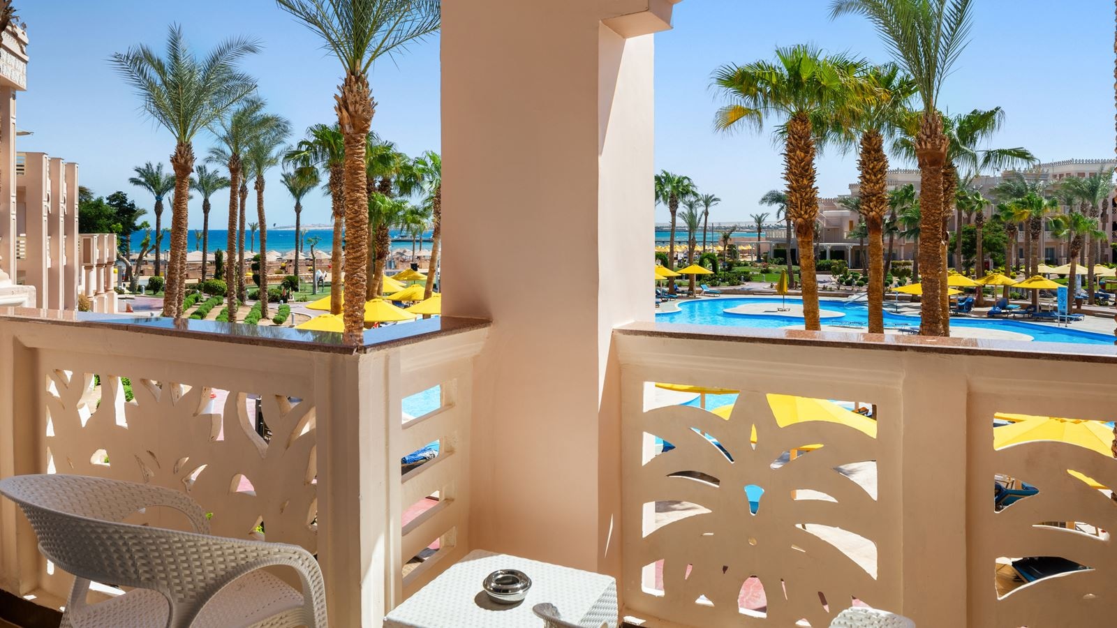 rooms-room-standard-sea-view