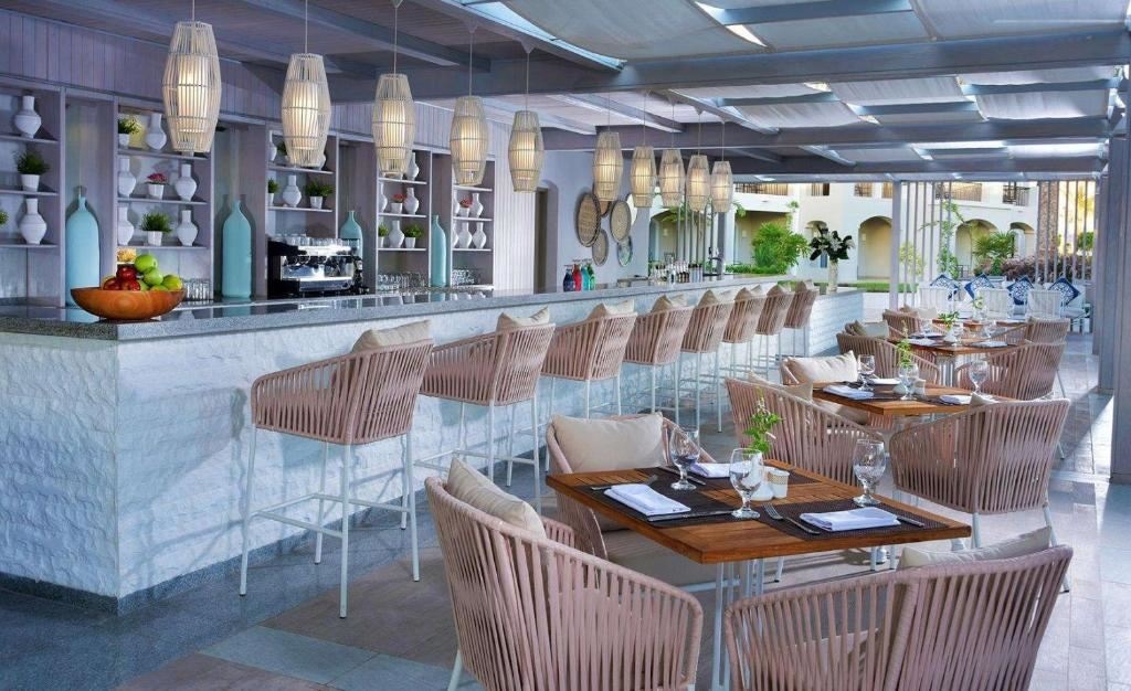 restaurants-almaza