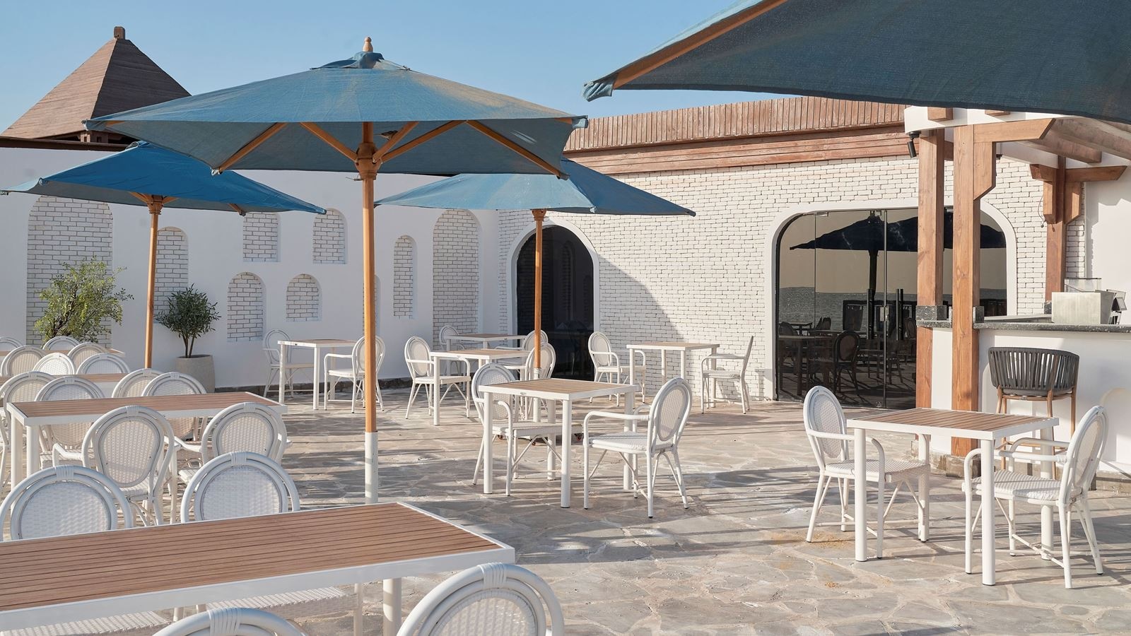 bars-ilios-bar--village-beach-bar-adults-only-+16yrs